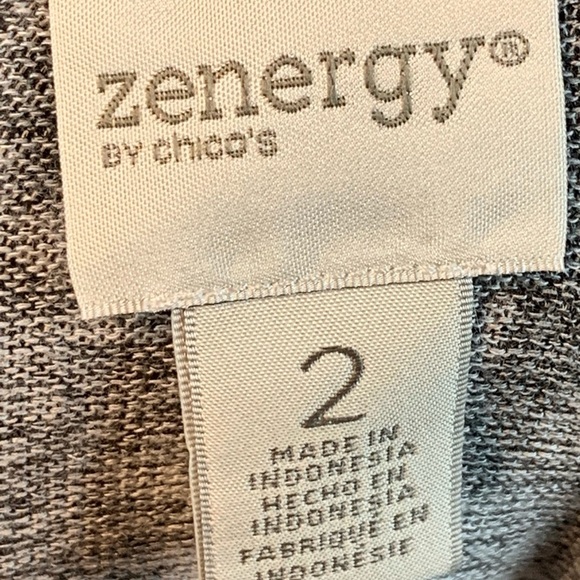 Chico’s Zenergy Leopard Print Sweater, Size 2 - Picture 12 of 12